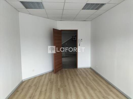Espace bureau à louer 312 € 17 m² de bureaux Saint Marcel 27950
