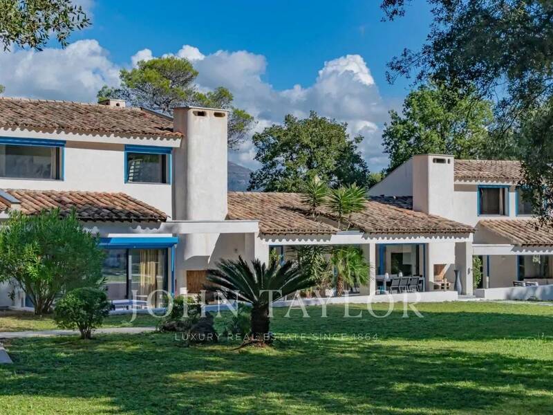 Maison à vendre, 544m², VALBONNE
