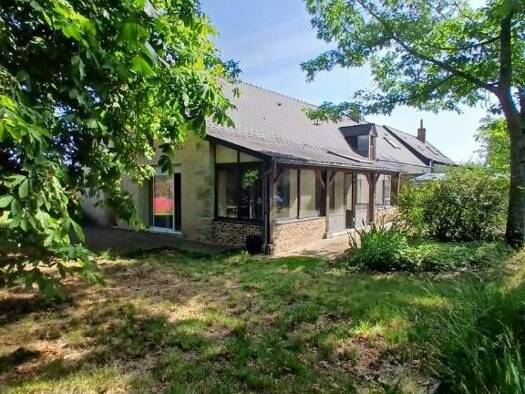 Maison à vendre 245 440 € 8 pièces 5 chambres 263 m² 3 148 m² de terrain Chisseaux 37150