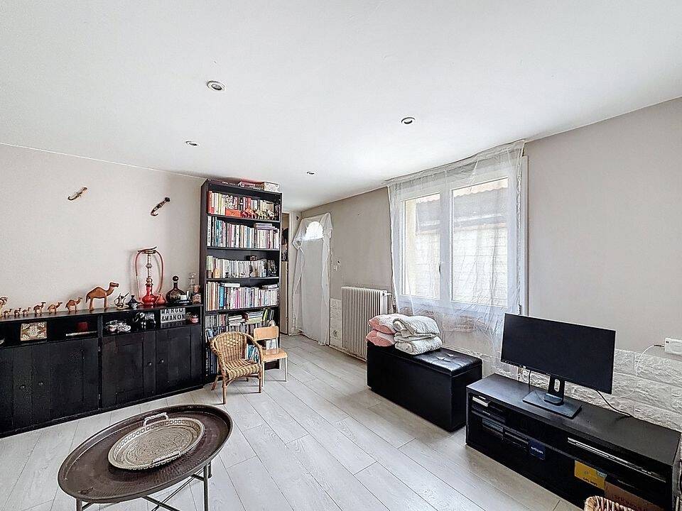 Maison à vendre, 110m², SAINT MAUR DES FOSSES