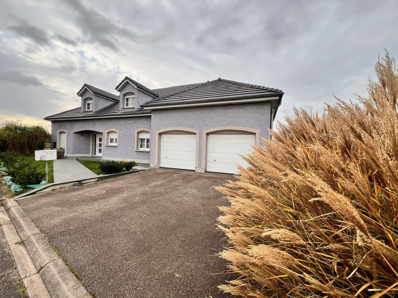 Maison à vendre, 223m², HUSSIGNY GODBRANGE