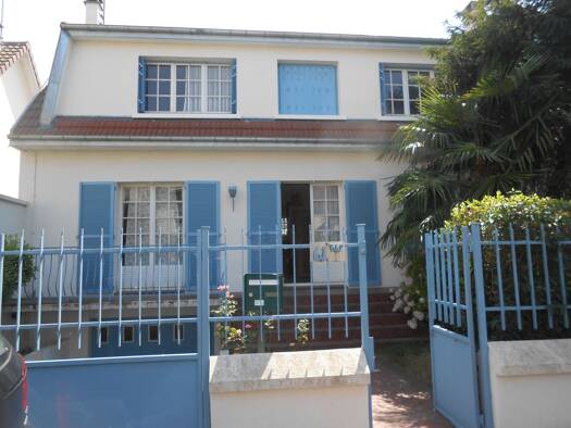 Maison à vendre 460 000 € 6 pièces 4 chambres 150 m² 359 m² de terrain Sucy-en-Brie 94370