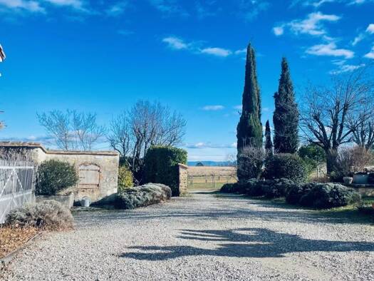Maison à vendre 670 000 € 11 pièces 8 chambres 256,8 m² Grane 26400