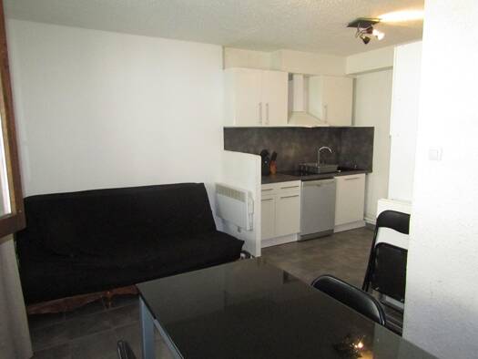 Appartement à vendre 54 900 € 2 pièces 1 chambre 39 m² RDC/4 Uvernet-Fours 04400