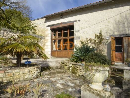 Maison à vendre 211 000 € 5 pièces 1 chambre 150 m² 1 092 m² de terrain Coutures 24320