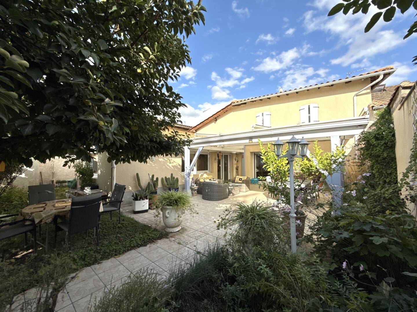 Maison à vendre, 179m², SAINT DIDIER SUR CHALARONNE