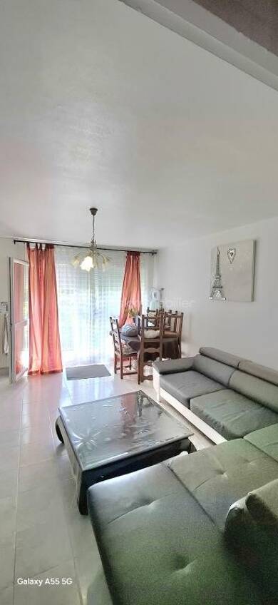 Appartement à vendre 160 000 € 4 pièces 3 chambres 82 m² Étage 1/4 Ouest-Corne de Cerf-Guignegault Orléans 45000