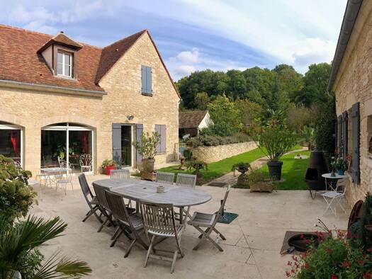 Villa à vendre 1 245 000 € 12 pièces 7 chambres 479 m² 3 100 m² de terrain Vienne-en-Arthies 95510