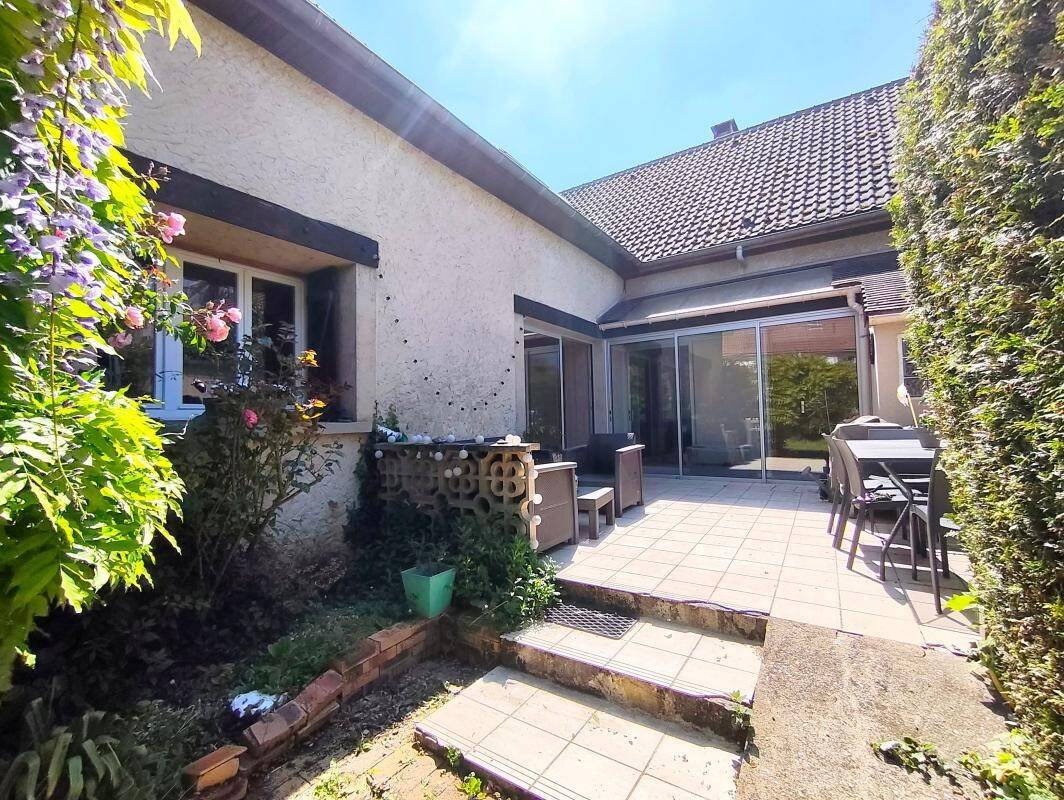 Maison à vendre, 186m², MEZIERES SUR SEINE