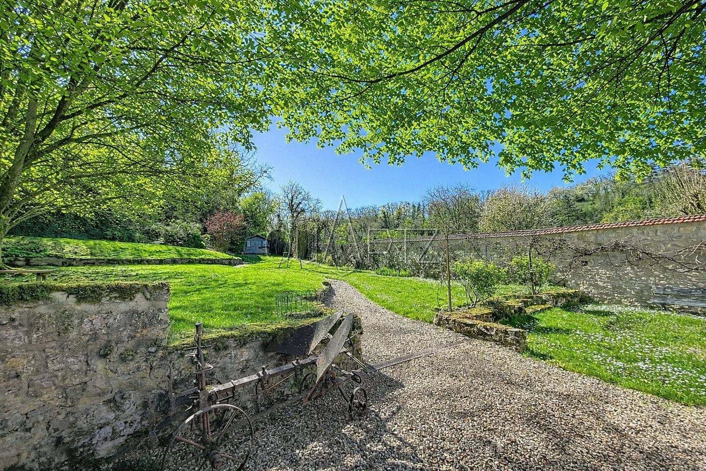 Maison à vendre, 310m², NESLES LA VALLEE