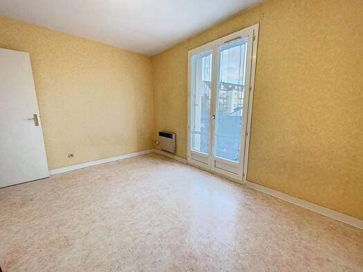 Appartement à louer 360 € 1 pièce 17,9 m² Alouette Joué-lès-Tours 37300