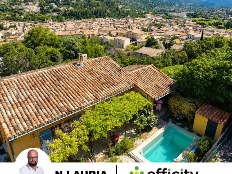 Maison à vendre, 147m², APT