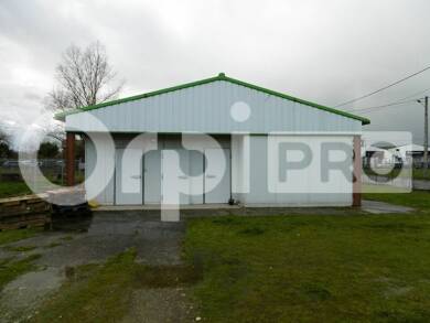 Local d'activités à vendre 130 000 € 200 m² d'espace de stockage La Ville Dieu du Temple 82290