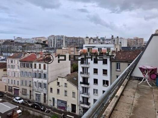 Appartement à vendre 78 000 € 1 pièce 38 m² Étage 8/9 Belle de Mai Marseille 3ème arrondissement 13003