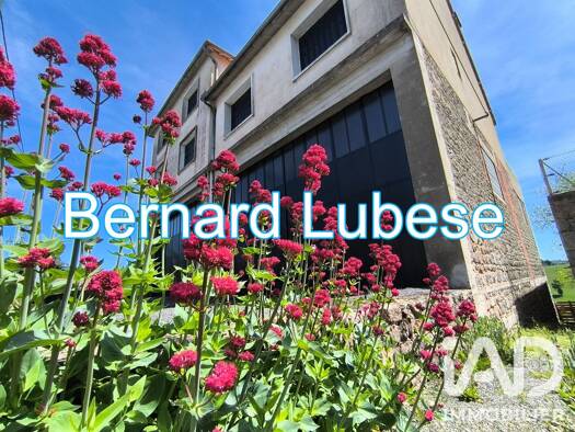 Maison à vendre 107 000 € 12 pièces 8 chambres 208 m² 477 m² de terrain Crocq 23260