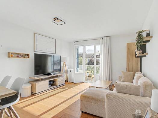 Appartement à vendre 299 000 € 3 pièces 2 chambres 64 m² 8 étages Annecy 74000