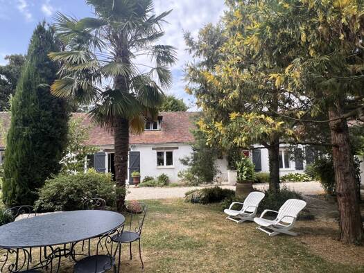 Villa à vendre 630 000 € 6 pièces 4 chambres 207 m² 2 895 m² de terrain Houdan 78550