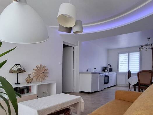 Appartement à vendre 120 000 € 5 pièces 4 chambres 84 m² RDC/3 Cité Arcadia-Cité Jeanne d'Arc Saint-Avold 57500