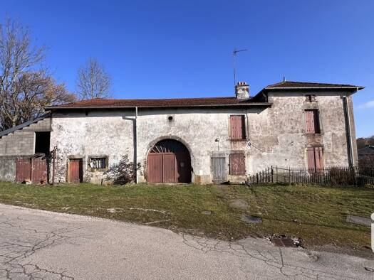 Maison à vendre 126 500 € 5 pièces 4 chambres 250 m² 1 500 m² de terrain Uxegney 88390
