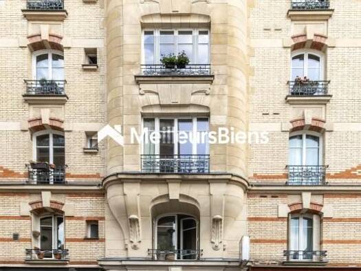 Appartement à vendre 1 090 000 € 3 pièces 2 chambres 77 m² 2ème étage Enfants Rouges Paris 3ème arrondissement 75003