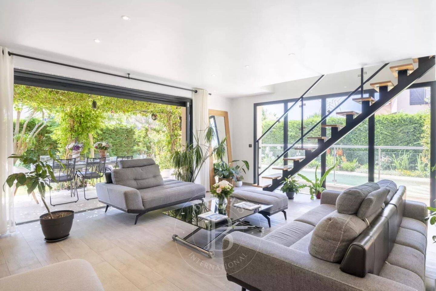 Maison à vendre, 230m², ANTIBES
