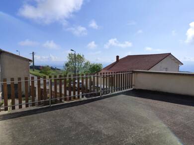 Maison à vendre 139 000 € 8 pièces 4 chambres 223 m² 560 m² de terrain Montbrison 42600