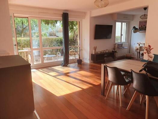Appartement à vendre 379 000 € 4 pièces 3 chambres 101 m² Étage 1/4 Jonelière-Université Nantes 44300
