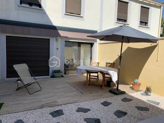 Maison de ville à vendre 179 500 € 3 pièces 2 chambres 82 m² 99 m² de terrain Urbain Nord Bagnols-sur-Cèze 30200