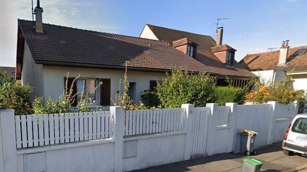 Maison à vendre 850 000 € 6 pièces 4 chambres 150 m² 532 m² de terrain Charentonneau Maisons Alfort 94700