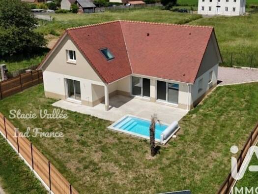 Maison à vendre 279 000 € 5 pièces 3 chambres 121,5 m² 708 m² de terrain Le Neubourg 27110