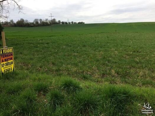 Terrain constructible à vendre 23 000 € 1 200 m² de terrain Iron 02510