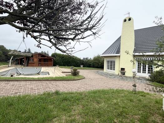 Maison à vendre 349 000 € 7 pièces 5 chambres 216 m² 2 030 m² de terrain Nord Ouest Saint-Galmier 42330