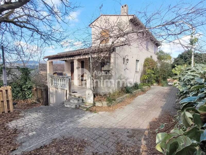 Maison à louer, 136m², LA TRINITE