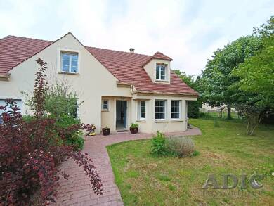 Maison à vendre 465 000 € 8 pièces 6 chambres 160 m² 650 m² de terrain Le Plessis Belleville 60330