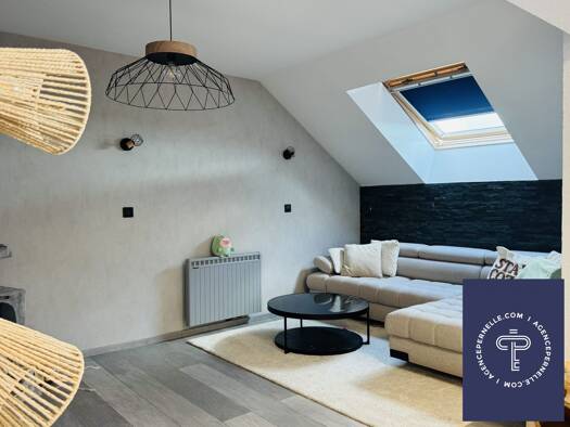 Appartement à vendre 210 000 € 3 pièces 2 chambres 88 m² Étage 3/3 Charquemont 25140