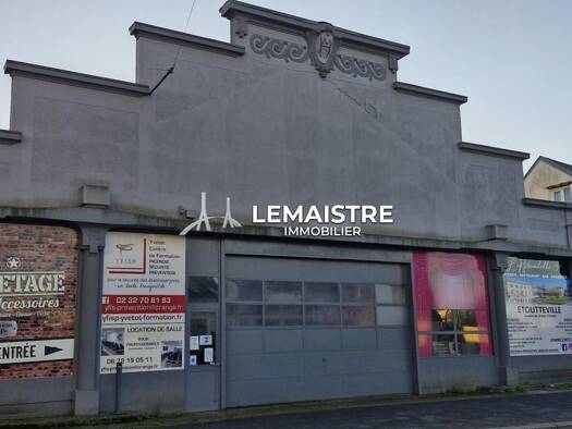 Local commercial à vendre 549 500 € 300 m² de surface de vente Centre Ville Yvetot 76190