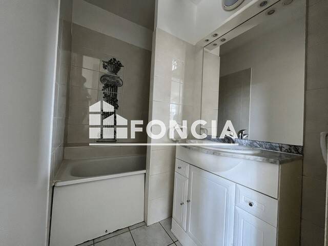 Maison à louer, 48m², LA RIVIERE SAINT SAUVEUR