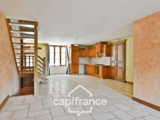 Maison à vendre 116 000 € 3 pièces 2 chambres 100 m² 73 m² de terrain Arlay 39140