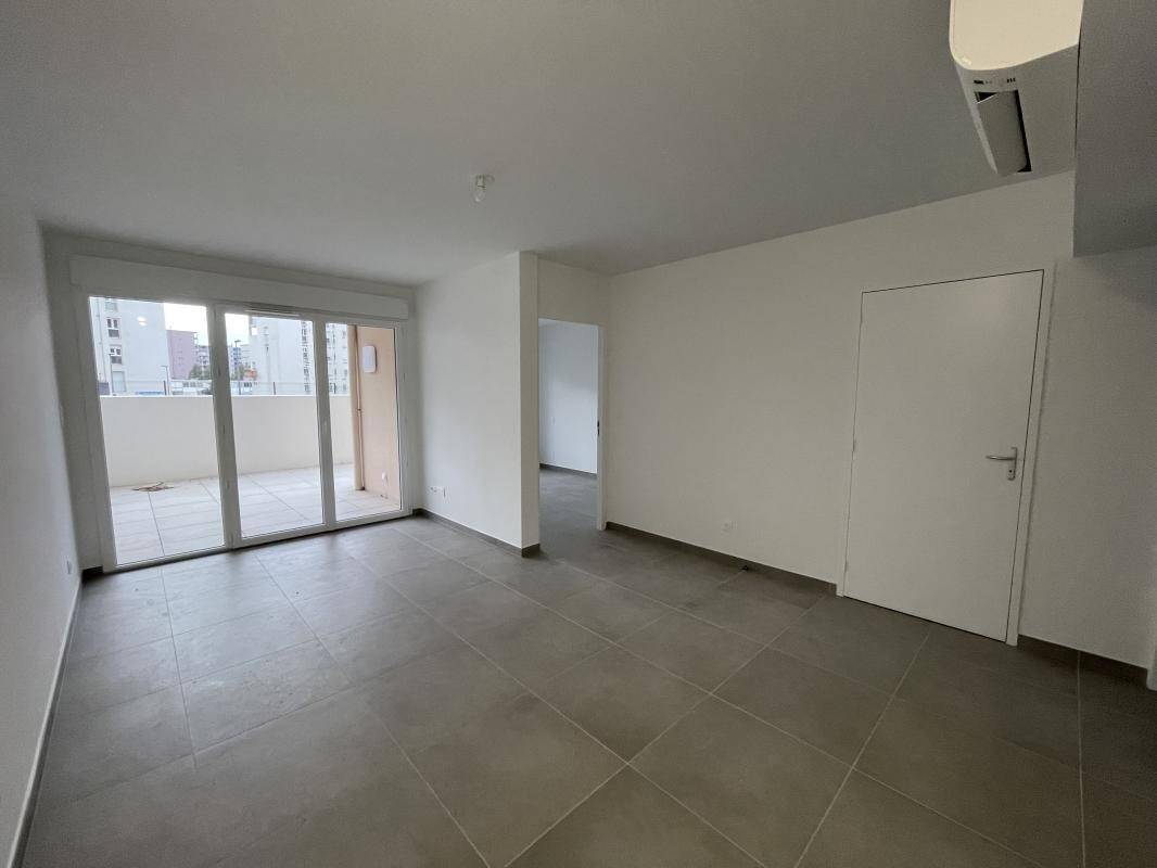 Maison à louer, 59m², AJACCIO