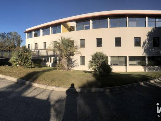 Espace bureau à louer 940 € 58 m² de bureaux Les Milles Aix-en-Provence 13857