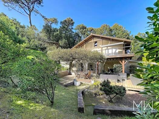 Villa à vendre 1 890 000 € 250 m² Centre Cap Ferret Lège-Cap-Ferret 33950