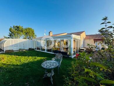 Maison de plain-pied à vendre 383 250 € 5 pièces 3 chambres 125 m² 715 m² de terrain Jard-sur-Mer 85520