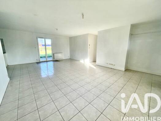 Maison de plain-pied à vendre 200 000 € 5 pièces 4 chambres 96 m² 2 450 m² de terrain Le Born 31340