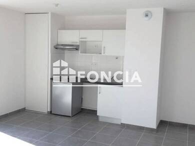 Appartement à louer 695 € 2 pièces 1 chambre 59 m² 2ème étage Centre Ville Castanet-Tolosan 31320