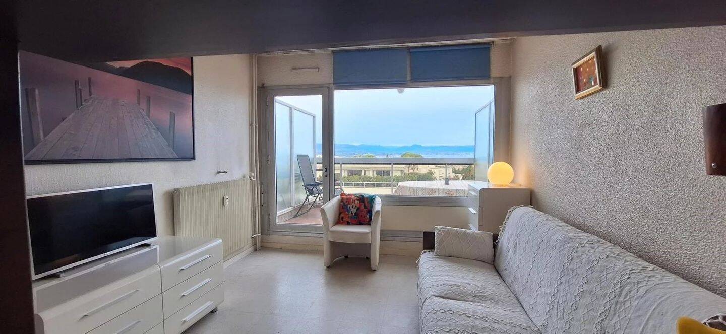 Maison à louer, 26m², ANTIBES