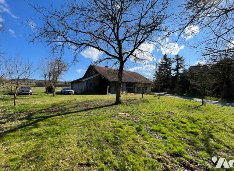 Maison à vendre 81 000 € 5 pièces 3<br/>chambres 140 m²<br/>superficie 3 730 m²<br/>terrain Lanans 25360
