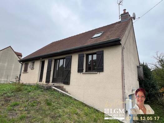 Maison de plain-pied à vendre 210 000 € 4 pièces 3 chambres 93 m² 928 m² de terrain Bézu-le-Guéry 02310