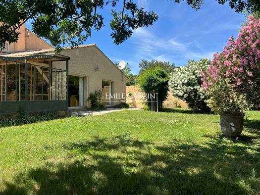 Maison à vendre 390 000 € 8 pièces 5 chambres 168 m² 1 180 m² de terrain Sud Les Angles 30133