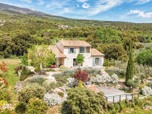 Villa à vendre 795 000 € 5 pièces 3 chambres 205 m² 2 360 m² de terrain Bédoin 84410