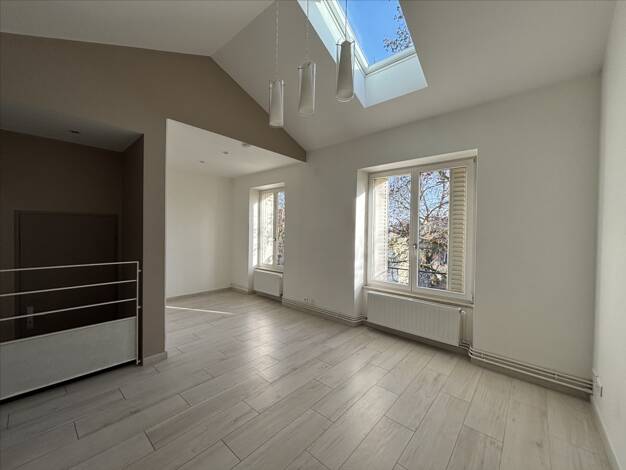 Appartement à louer 712 € 2 pièces 1 chambre 38 m² Étage 3/3 Haussonville-Blandan-Donop Nancy 54000